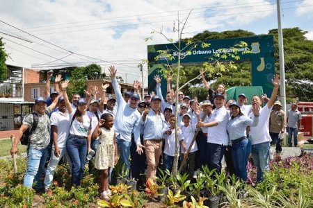 Con una ceiba, el Valle del Cauca completó los 8 millones de árboles sembrados