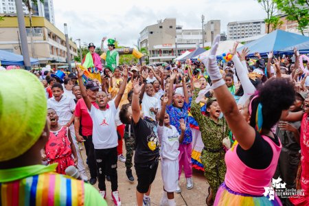 Menores participaron en el Carnavalito de la Alegría realizado por la Alcaldía Distrital de Buenaventura
