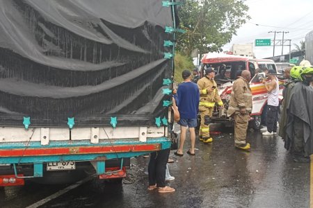 El Cuerpo de Bomberos Voluntarios de Buenaventura atendió grave accidente de tránsito en el sector de Citronela