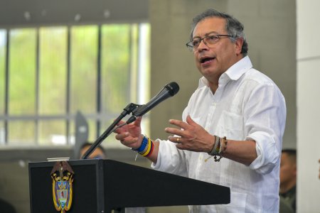 Expresidentes Uribe y Gaviria están &lsquo;llamando al golpe de Estado&rsquo;, advierte presidente Petro