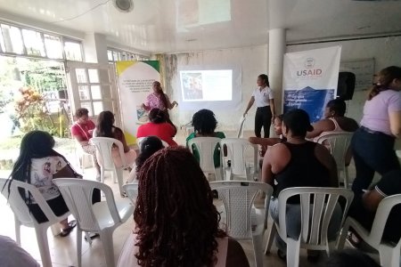 La Alcaldía Distrital de Buenaventura realizó sensibilización a las mujeres del corregimiento de Córdoba sobre violencias basadas en género