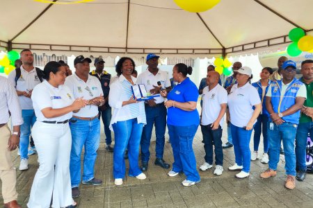 En Buenaventura se refuerza el suministro de agua potable con 2 carro tanque