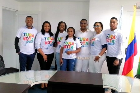 Jóvenes de Buenaventura transforman su territorio mediante decisiones concertadas