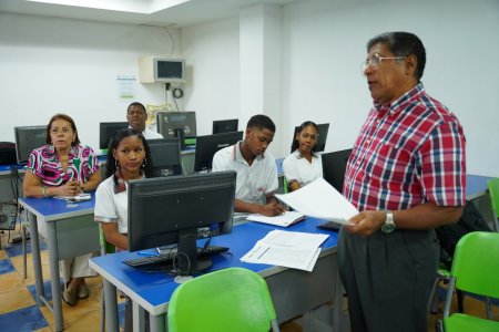 Estudiantes de 5to y 9no de Buenaventura serán evaluados por el Ministerio de Educación Nacional