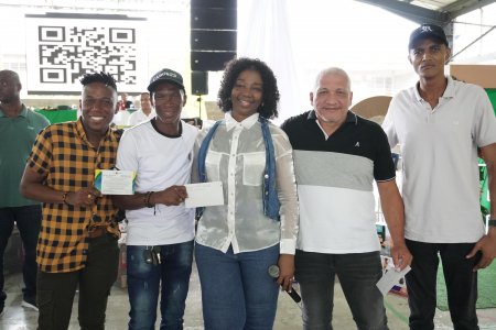 Docentes de Buenaventura fueron homenajeados en el Día del Maestro