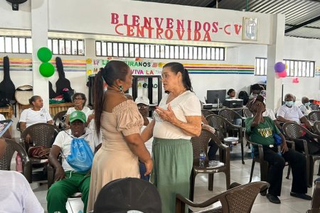 La Secretaría de Salud llegó a los centros Vida: 120 adultos mayores recibieron atención integral en Buenaventura