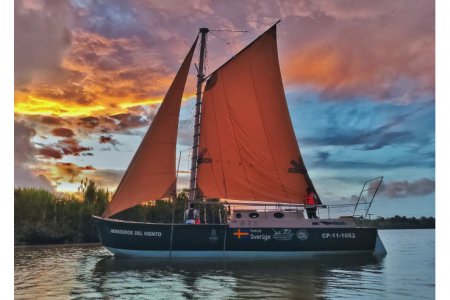 “Navegar con memoria: Guapi presenta un prototipo de velero híbrido para una pesca más justa y sustentable”
