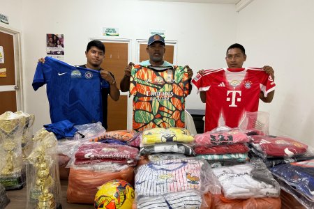 La Alcaldía Distrital de Buenaventura entregó dotación deportiva a comunidad indígena Nasa Kiwe
