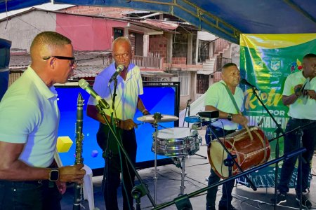 La Retreta y Concierto por la Paz reunieron a la comunidad del barrio Paloseco en Buenaventura