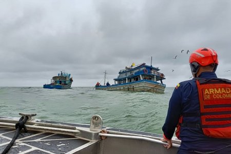 Rescatan a 13 personas que permanecían a la deriva en el Pacífico colombiano frente a Chocó