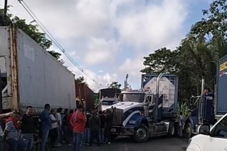 Empresas de transporte de carga alertan por la larga crisis logística en Buenaventura