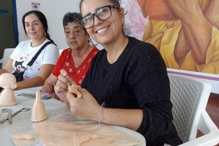 La Gobernación del Valle del Cauca conmemora el mes de la Mujer con programas de cuidado, formación y reconocimiento