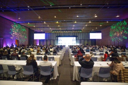 Buenaventura alinea estrategias educativas en Encuentro Nacional de Secretarías de Educación