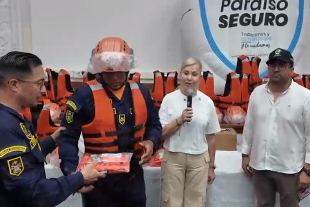 Refuerzan seguridad marítima en Buenaventura con nueva dotación de la Gobernación del Valle para la Armada Nacional