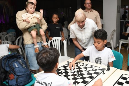 Más de 2.500 personas celebraron el Día de la Ni&ntilde;ez en la Biblioteca Departamental