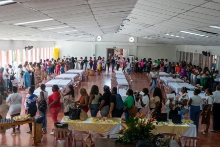 Buenaventura firma acuerdo histórico para la eliminación de violencias contra las mujeres