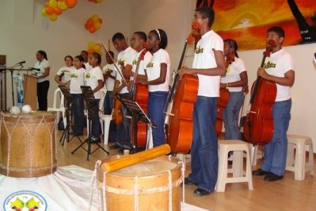 Con un éxito rotundo, el Centro Náutico Pesquero de Buenaventura –SENA realizó el 5 Festival Regional de la Canción 2008