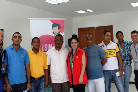 Comfandi entregó los primeros subsidios de desempleo en Buenaventura