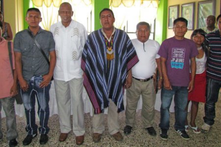 El alcalde posesionó a los 20 Gobernadores de los Cabildos Indígenas de Buenaventura