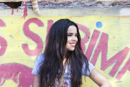Beatriz Luengo: una moskita muerta de voz encantadora