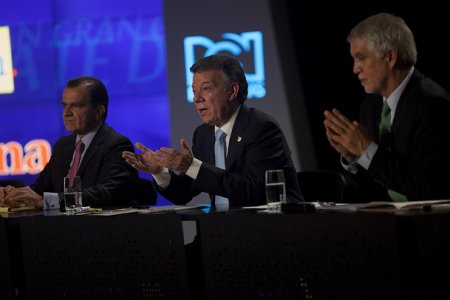 Yo quiero terminar la guerra lo más pronto posible: Juan Manuel Santos