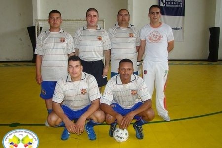 Se inició el cuadrangular de fútbol sala donde participan, Brigada de Infantería de Marina, Policía, Administración Distrital y Periodistas