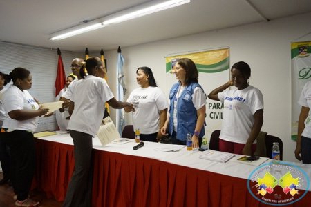 Con la entrega de certificados, la Administración Distrital dio clausura a taller de formación contra la violencia de género