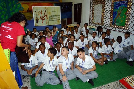 Éxito total en el primer día del Carnaval del Libro Infantil