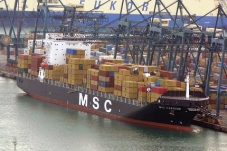MOTONAVE  “MSC CAROUGE” CON CAPACIDAD DE CARGA DE 4.884 TEUS LLEGARA A  LA SOCIEDAD PORTUARIA