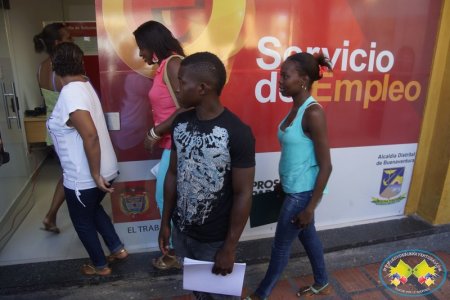 Comunidad de Buenaventura y empresarios, a registrarse en centro de empleo Comfenalco Valle