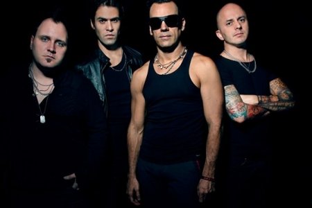 Caramelos de Cianuro: 20 años de música y buen humor