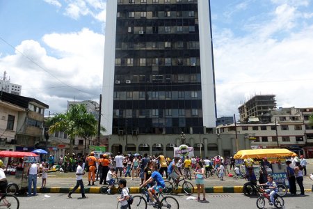 La CicloMega se descentralizó en la Calle Primera