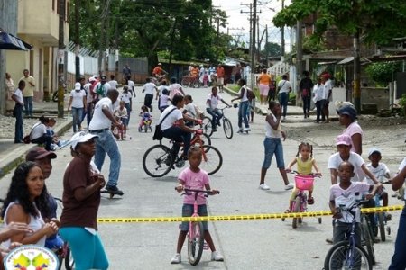 En el barrio El Cristal la Gestora Social realizó la ciclovida