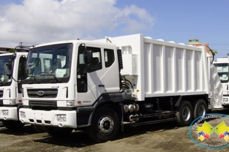 Llegaron 86 nuevas compactadoras para el servicio de aseo en Bogotá