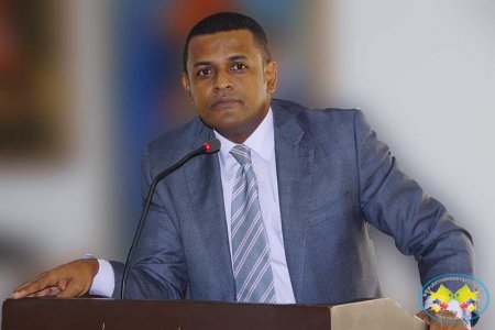 Secretario de Salud de Buenaventura David Caicedo, se reúne con el ministro de Salud Alejandro Gaviria