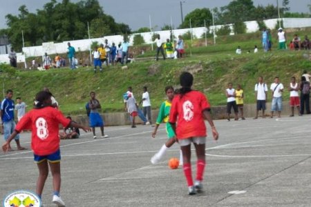El 15 de mayo se iniciará el torneo de fútbol de salón “100 barrios” que apoya la Alcaldía Distrital