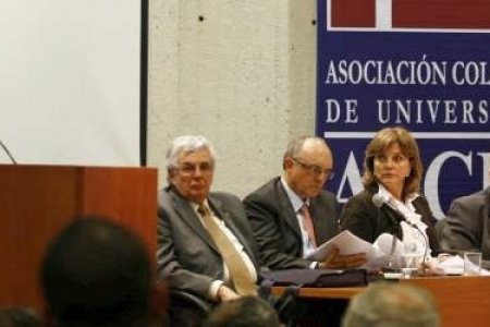 Rectores de universidades dicen no a instituciones con interés de lucro