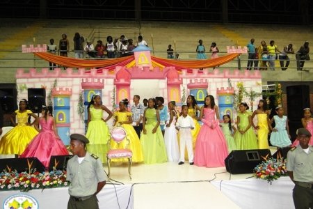 La ciudad escogió dos nuevas Reinas Niña Buenaventura