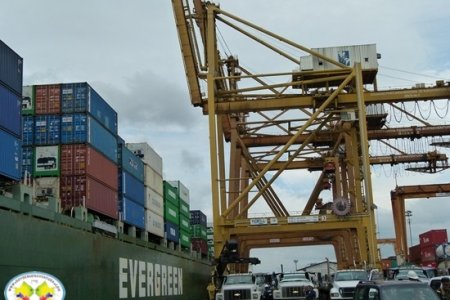  Inaugurado nuevo servicio para el tráfico marítimo con Asia recalando en Sociedad Portuaria Regional de Buenaventura la motonave “Ever Result”