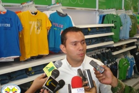 Por Invitación de Almacenes Éxito, la prensa de Buenaventura recorrió el Almacén ubicado en el Km. 11