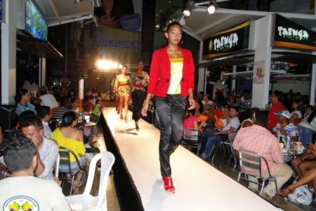 Más de 20 mil personas acudieron al Buenaventura Expo Fashion 2009 Salud, Belleza y Moda