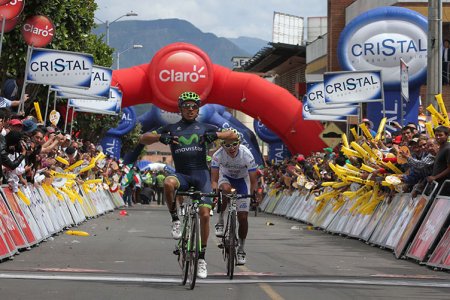 El ecuatoriano Byron Guama de Movistar, levantó los brazos en Zipaquirá al ganar la cuarta etapa del Clásico RCN