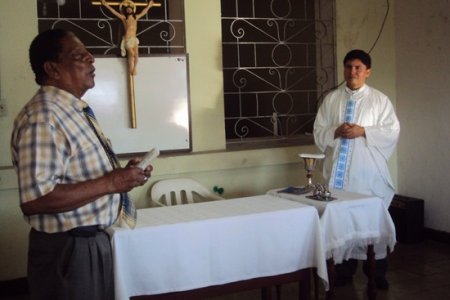Emiro González Paz celebra 20 años del primer viaje del barco-hospital La Esperanza