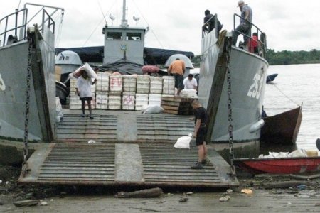 Tres buques de la Fuerza Naval del Pacífico brindan apoyo a la comunidad