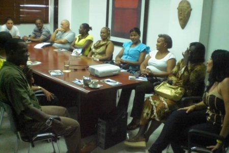 Apuestas Unidas y reunión mensual con sus clientes