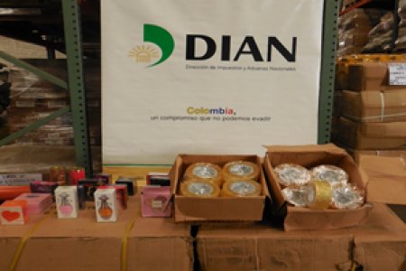 Continúan acciones de la Dian frente al control del contrabando en Buenaventura