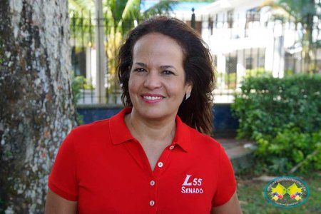 Judith Pinedo expresó en Buenaventura por qué quiere llegar al Senado