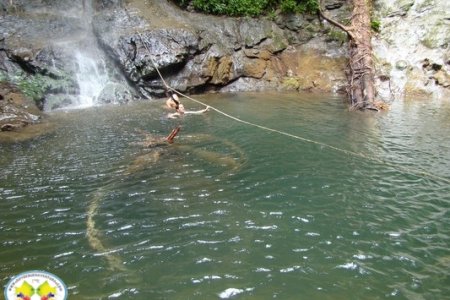 Asaltaron lancha en la cascada La Sierpe en bahía Málaga