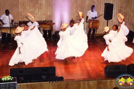 El folclor y la danza del pacífico se tomaron a Cali durante el lanzamiento del Festival Folclórico