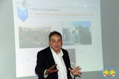 El desarrollo del puerto, del futuro, tiene que ser absolutamente acorde con el desarrollo de la ciudad: Jordi Heréu, exalcalde de Barcelona